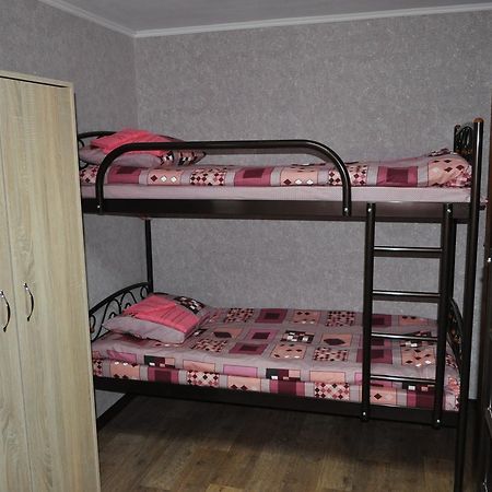 Hostel Bayit Кременчук Екстер'єр фото