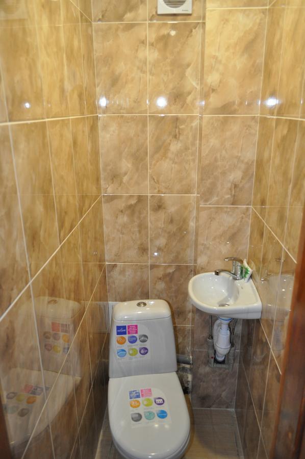 Hostel Bayit Кременчук Екстер'єр фото